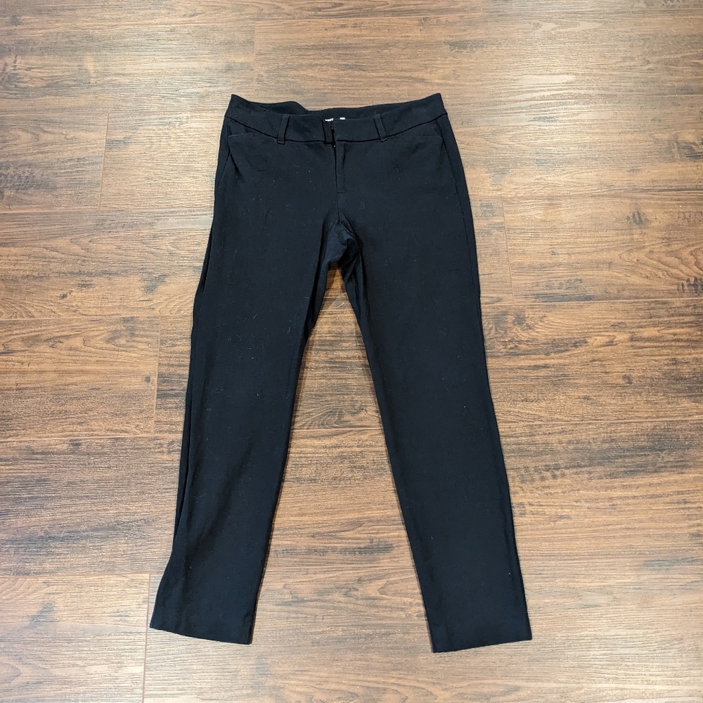 Old Navy Pixie Never Fade Size 6 Black Chino Ankle Pants